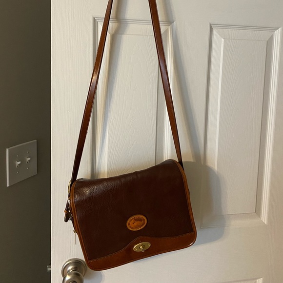 Dooney and Bourke Satchel bag - Picture 1 of 5